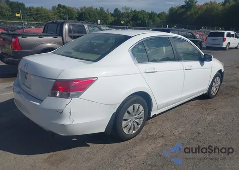 2009 Honda Accord 2.4 Lx z USA, uszkodzony, nr VIN 1HGCP26359A093757